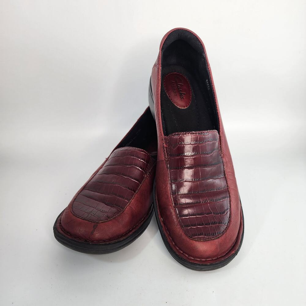 Clarks Burgundy Leather Loafers Women's Size 7 N